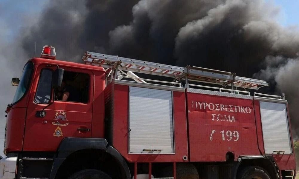 Φωτιά στο Ηράκλειο - Συναγερμός στην Πυροσβεστική